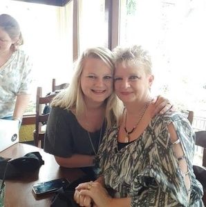 Meet your Posher, Jona bostick